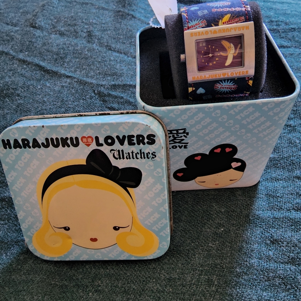 NWT - Official Harajuku Lovers Banana OC Girl watch in tin box